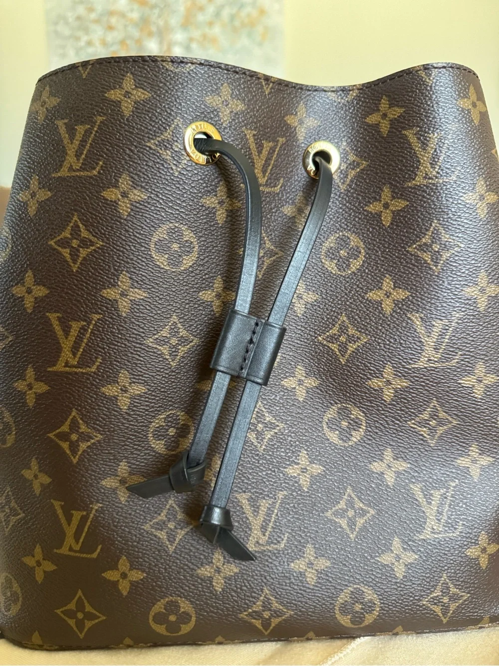 Louis Vuitton Neonoe